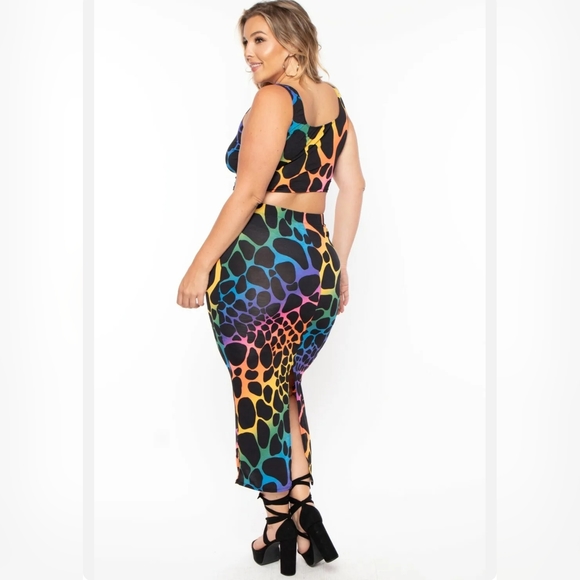 NEW NWOT CurvySense Plus Size Sophie Rainbow Tank & Long Skirt Size 3XL - Picture 3 of 6